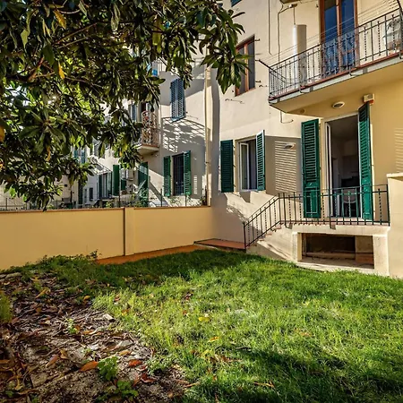 Yd Elegant Apt With Garden-2